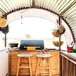 Glamping Salmarina