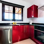 3-Bed Villa Close To Town Casa Minstrel
