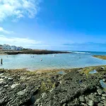 Eslanzarote Turtle House, Super Wifi, Sea Views