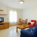 Immaculate 2-Bed Apartment No 5 In Playa Blanca