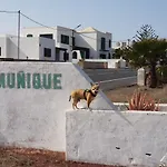 Casa Antonia Reyes, A La Sombra De Famara