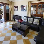 Casa Beluka By Villas Now Ltd