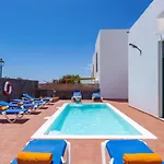 Villa Sunshine Lanzarote By Villa Plus