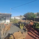 Apartamento Con Terraza Y Jardin