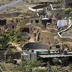 Castillo Lanzarote Villa 3 - Sleep In A Volcanic Cave