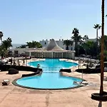 Villa Irene Lanzarote En Costa Teguise En Complejo Con Piscina Comunal