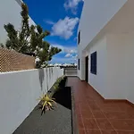 Papagayo House