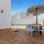 Villa Castillo By Villa Plus