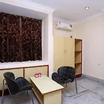 Oyo 9924 Lisa Guest House