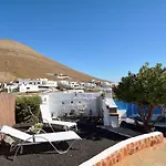 Bajo El Volcan Rural Villa Canaria