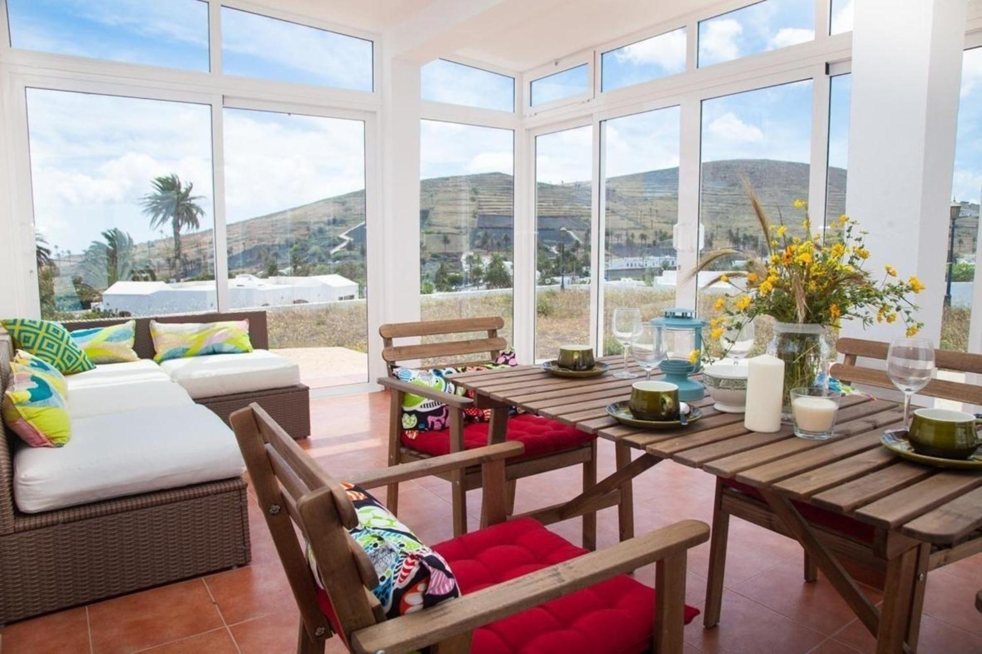 펜션 Las 5 Palmas Mit Pool Und Panoramablick *