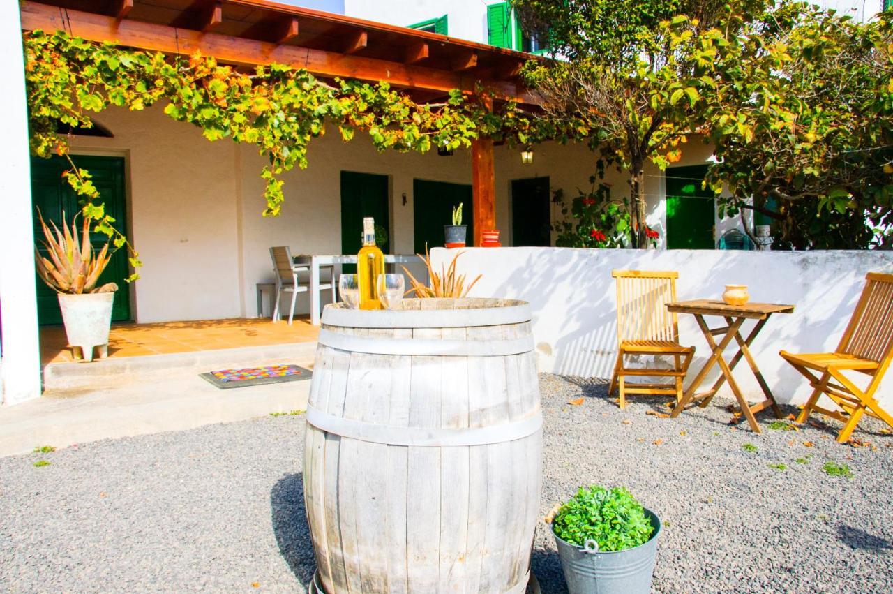 Casa Abuela Elena * Haría