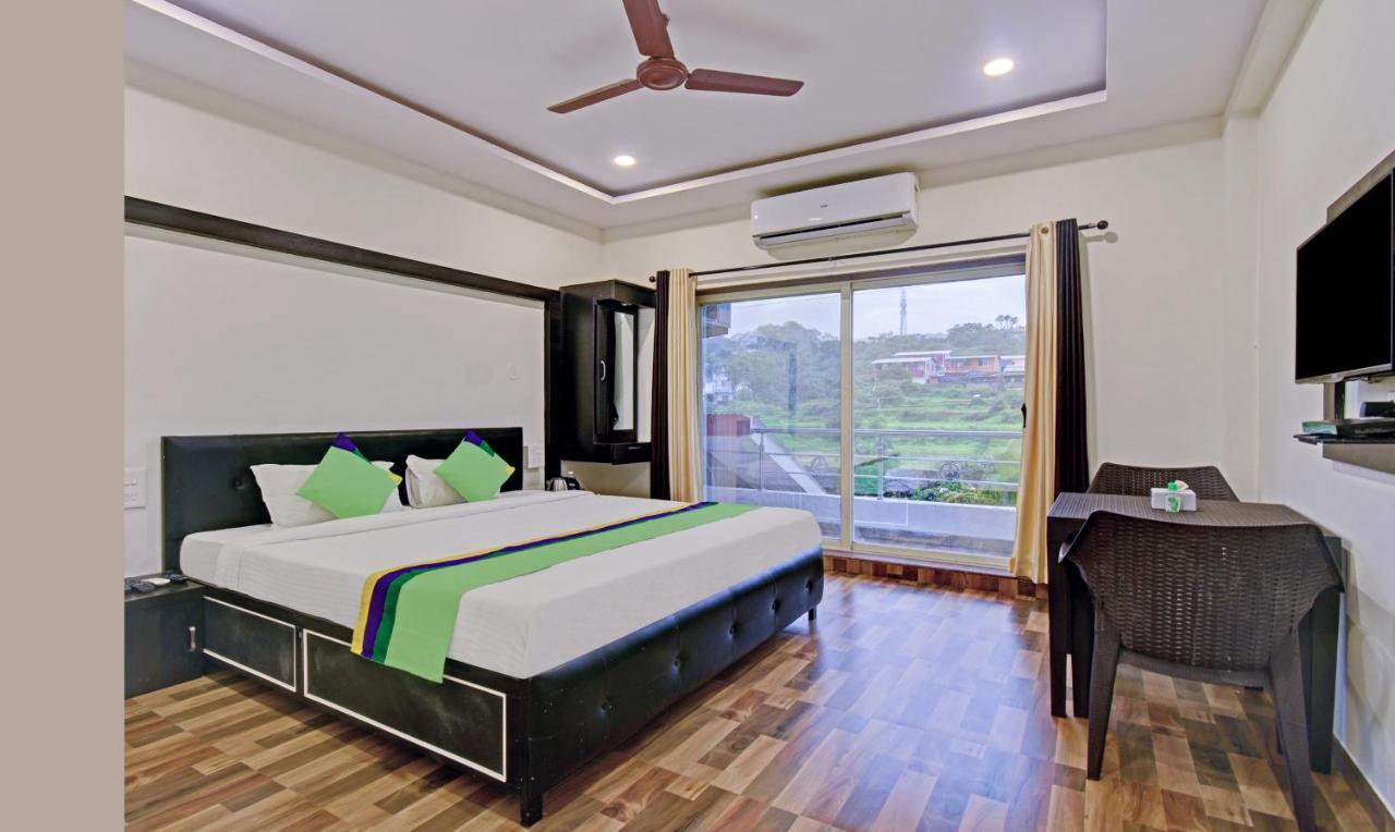 Treebo Paradise Inn With Mountain View Mahābaleshwar