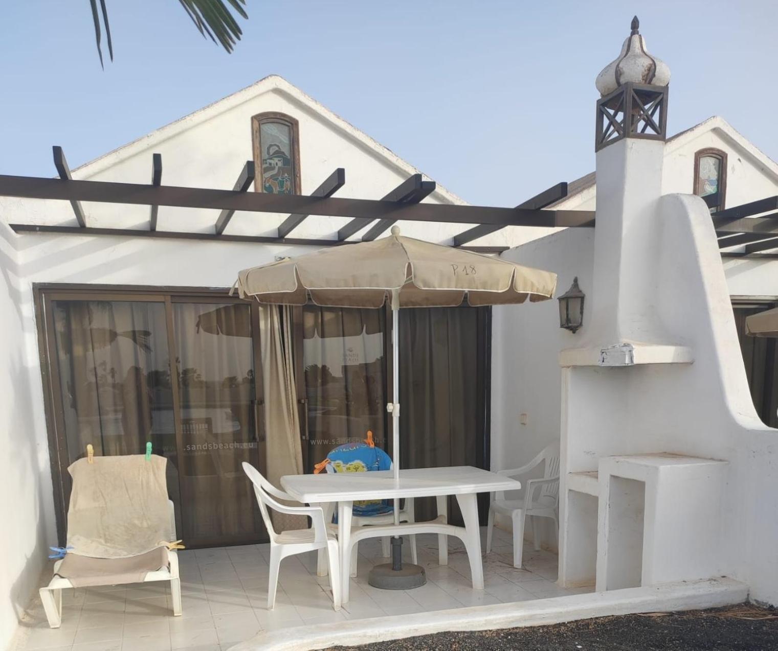 Superior Poolside Seaviews In Luxury Appartement *