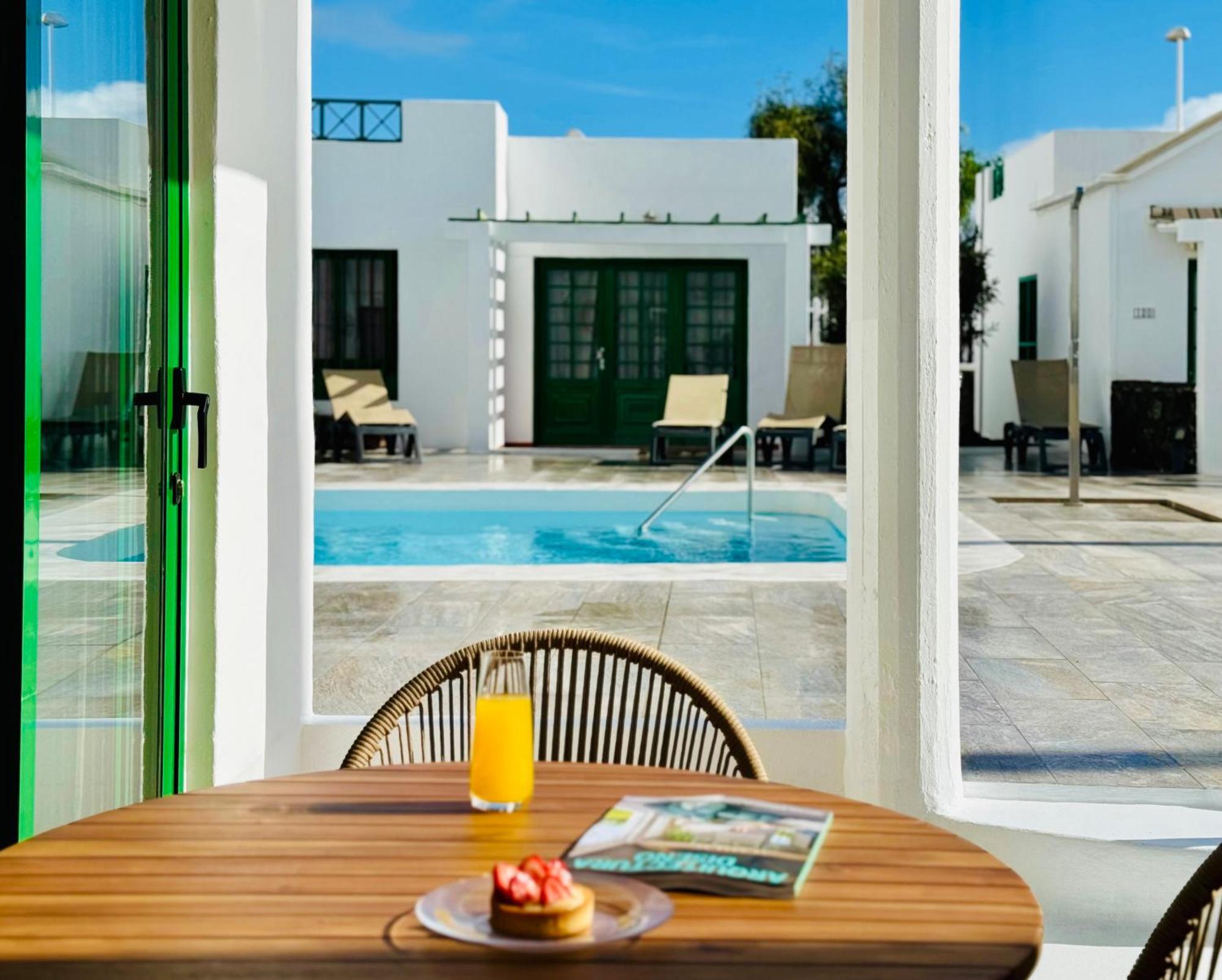 Daire Canaryislandshost L