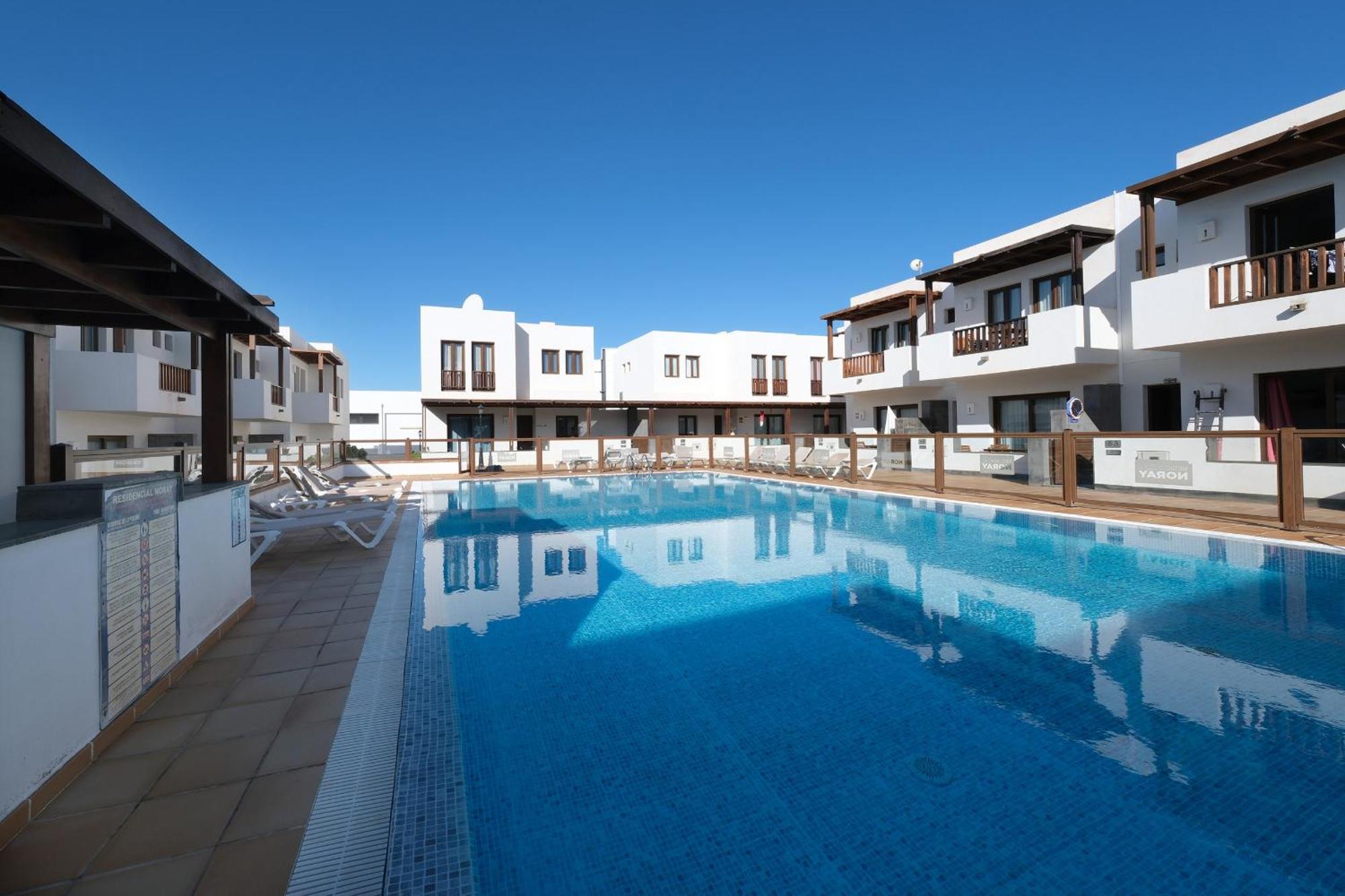 Bella Vista Mountain Views & Shared Pool Holiday home *