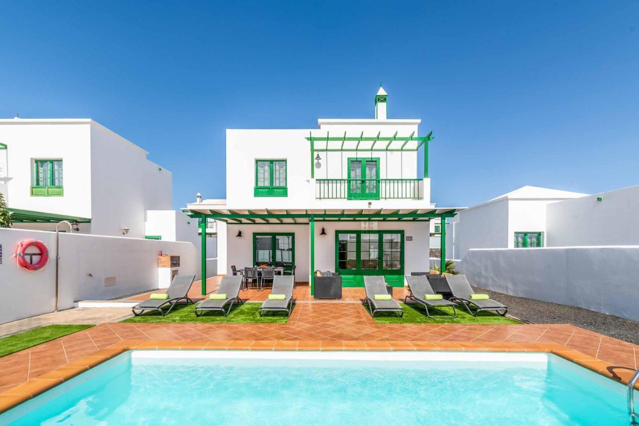 Salema Villa *